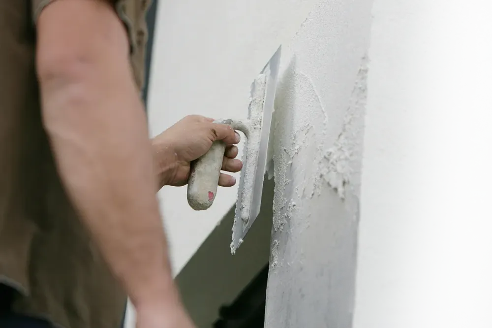 Pose d’enduit de façade