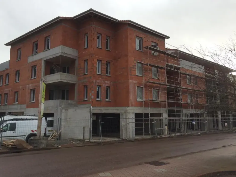 Enduisage batiment avant